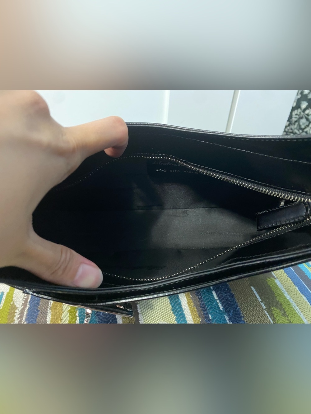 Salvatore Ferragamo black shoulder bag leather - Picture 11 of 11
